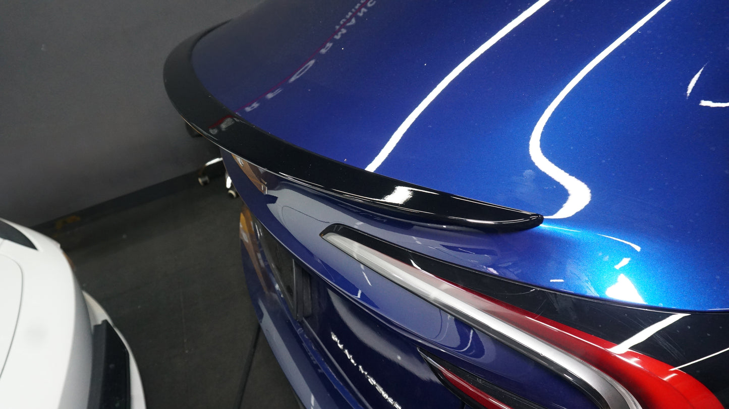 Tesla Model 3 - Spoiler and Covers