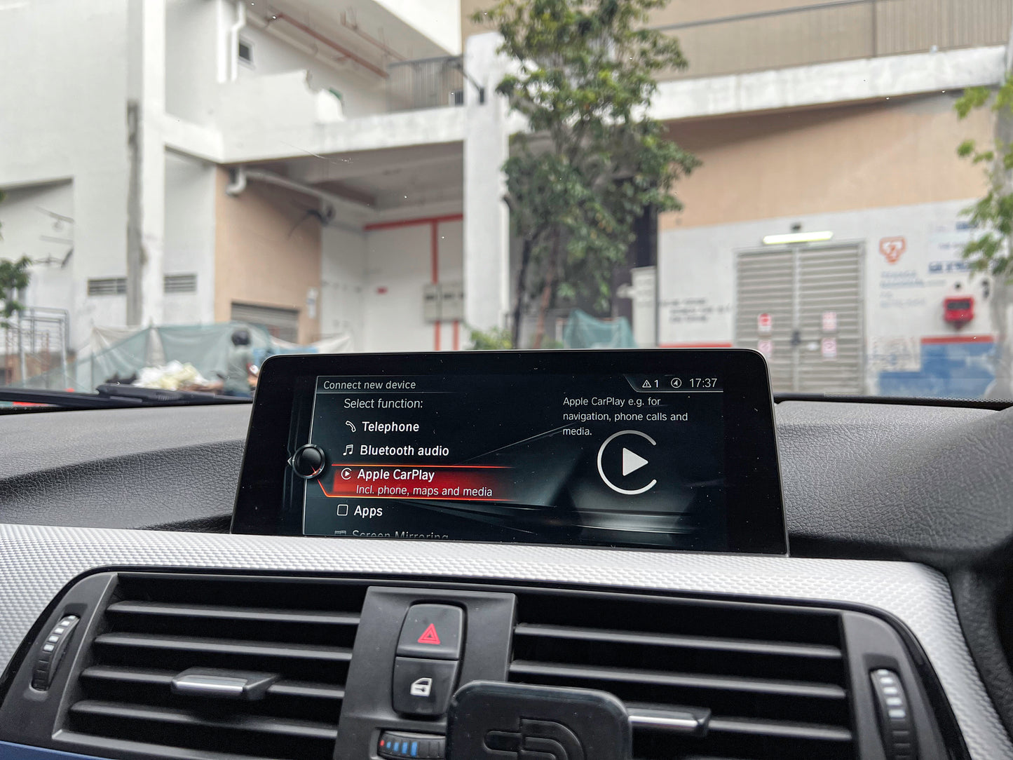 BMW iDrive 4 to iDrive 6 Flash Upgrade (NBT_evo) with FULLSCREEN Apple CarPlay