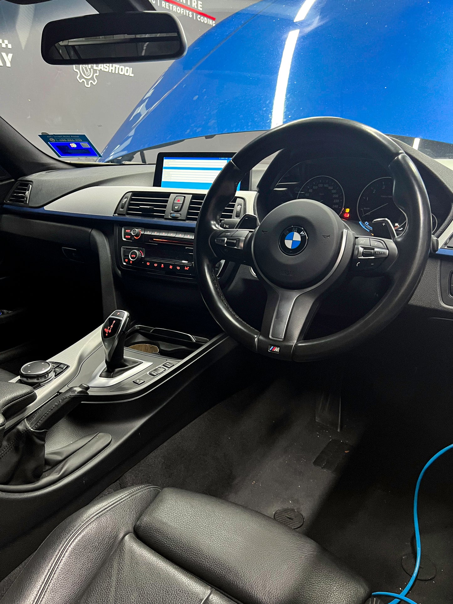 BMW iDrive 4 to iDrive 6 Flash Upgrade (NBT_evo) with FULLSCREEN Apple CarPlay